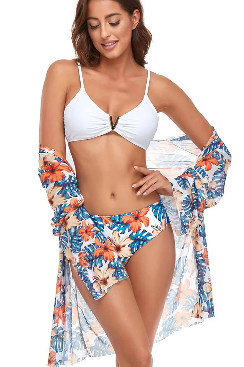 Conjunto Biquíni e Camisola de Praia Floral Branco